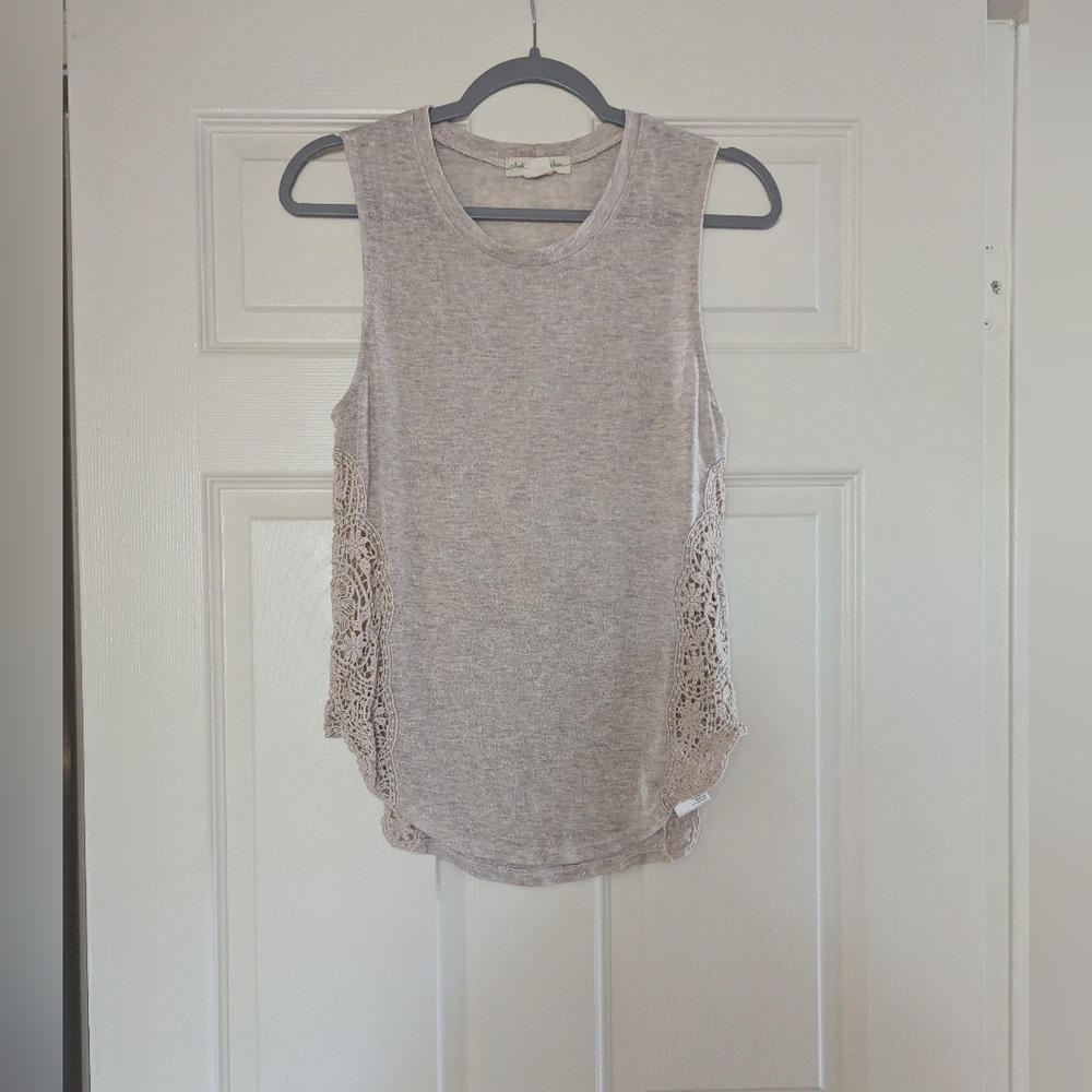 Sleeveless Beige Top with Lace Accents